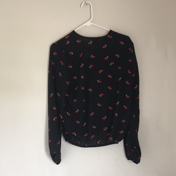 Cherry blouse. - Picture 3 of 3